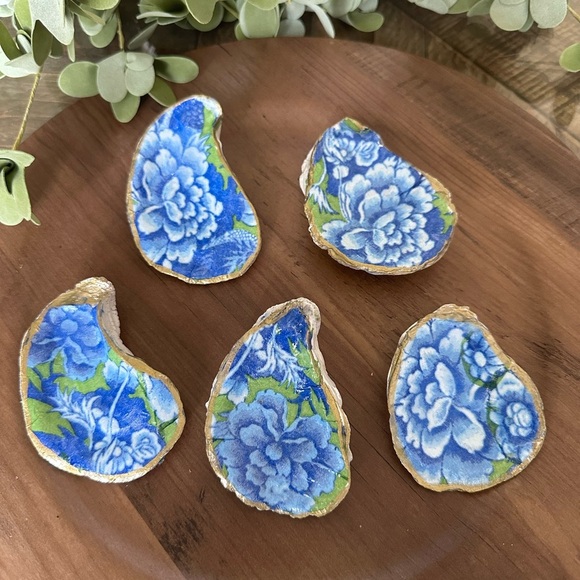 Oyster Shell COASTAL Floral Trinket Dishes - Picture 1 of 4